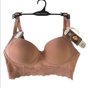 Daisy Fuentes Full Figure Comfort Strap Wire Free Bra